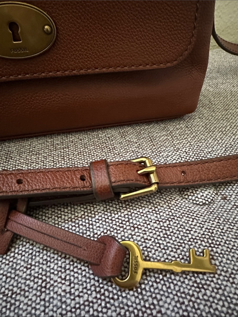 Fossil Gabriella small Brown Leather Crossbody Shoulder Bag - Picture 8 of 13